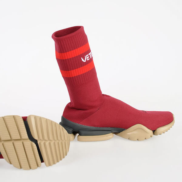 【ヴェトモン】偽物Classic Sock Sneakers 関税・送料込