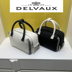 新色 希少 DELVAUX デルボーコピー COOL BOX MINI 2色